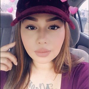 Meet your Posher, Asha